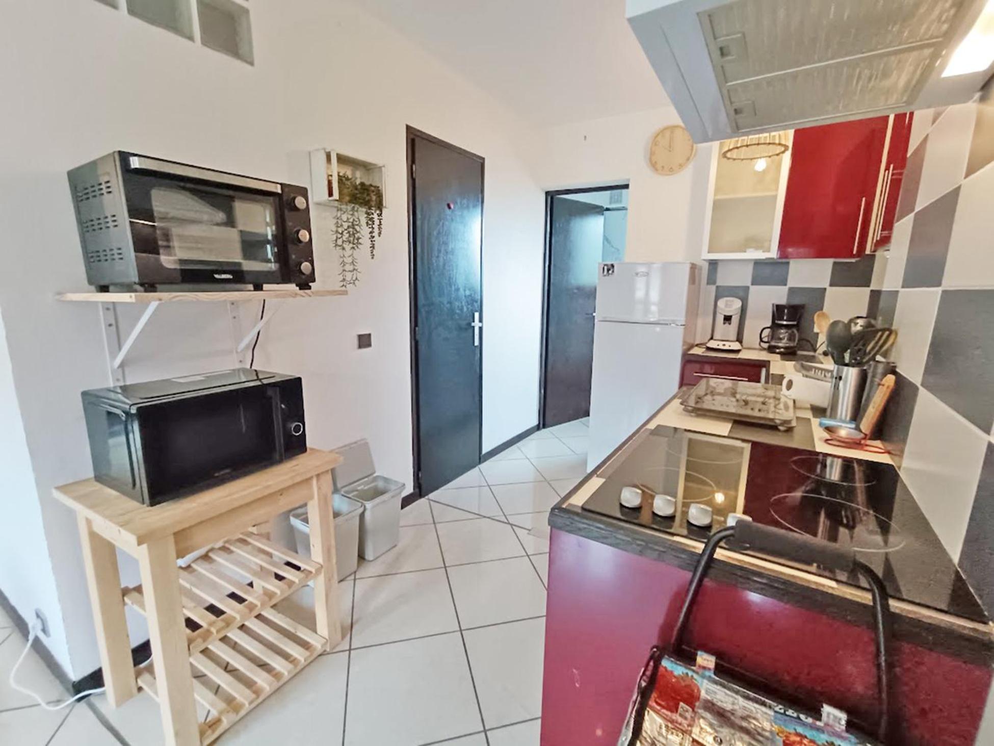 Le Louchonnais, T2, Wifi, 4 Personnes Apartment Bagneres-de-Luchon Exterior photo