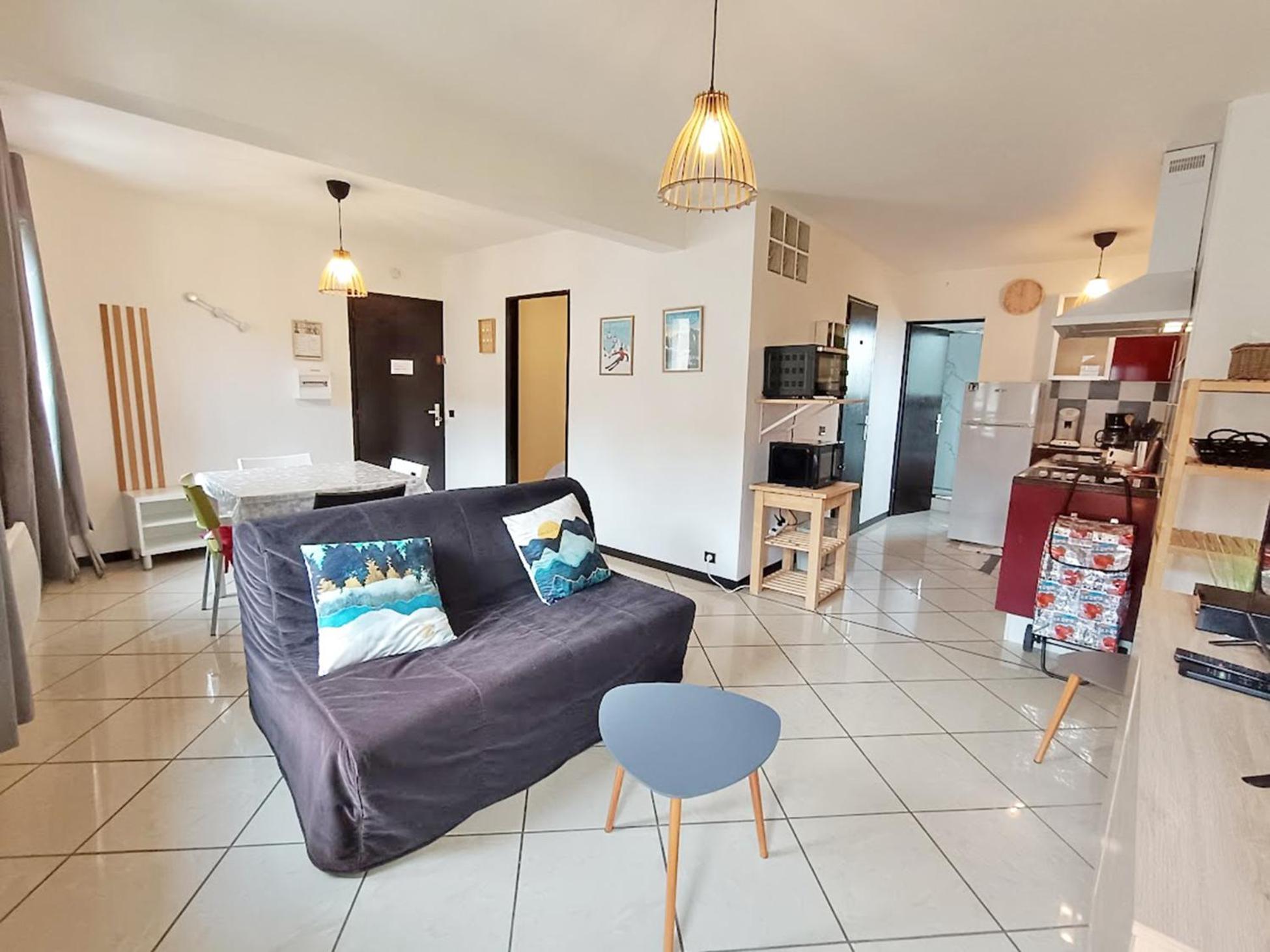 Le Louchonnais, T2, Wifi, 4 Personnes Apartment Bagneres-de-Luchon Exterior photo