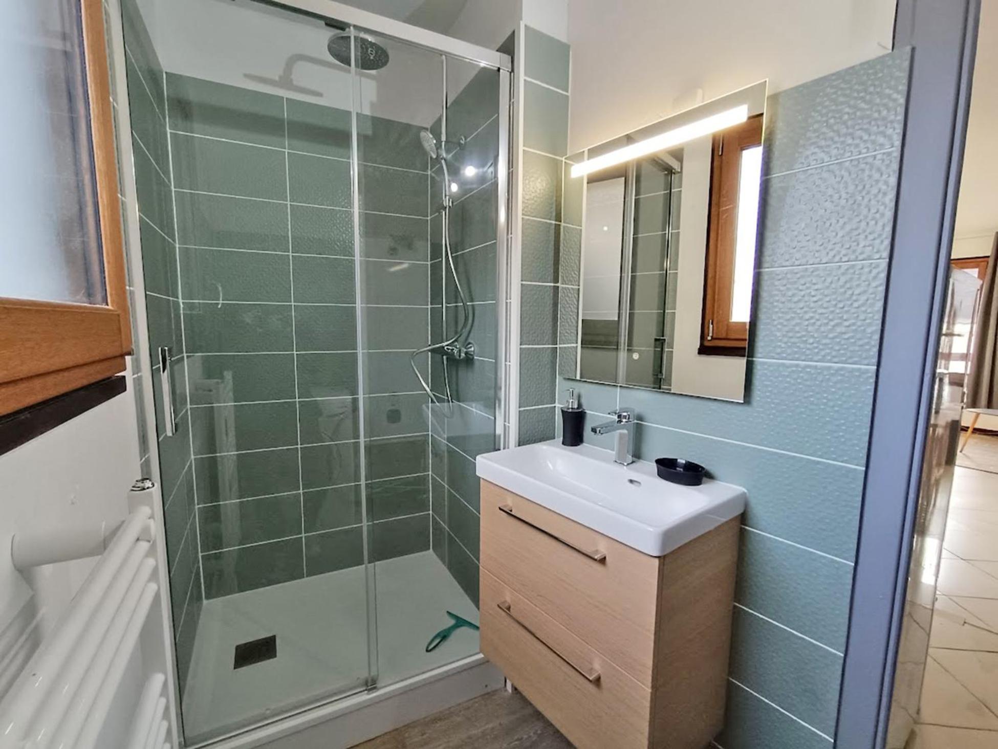 Le Louchonnais, T2, Wifi, 4 Personnes Apartment Bagneres-de-Luchon Exterior photo
